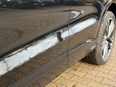 AUDI Q5 2.0 TDI quattro/ EDITION ONE/ 21"/ S-LINE AUDI Q5 2.0 TDI quattro/ EDITION ONE/ 21"/ S-LINE