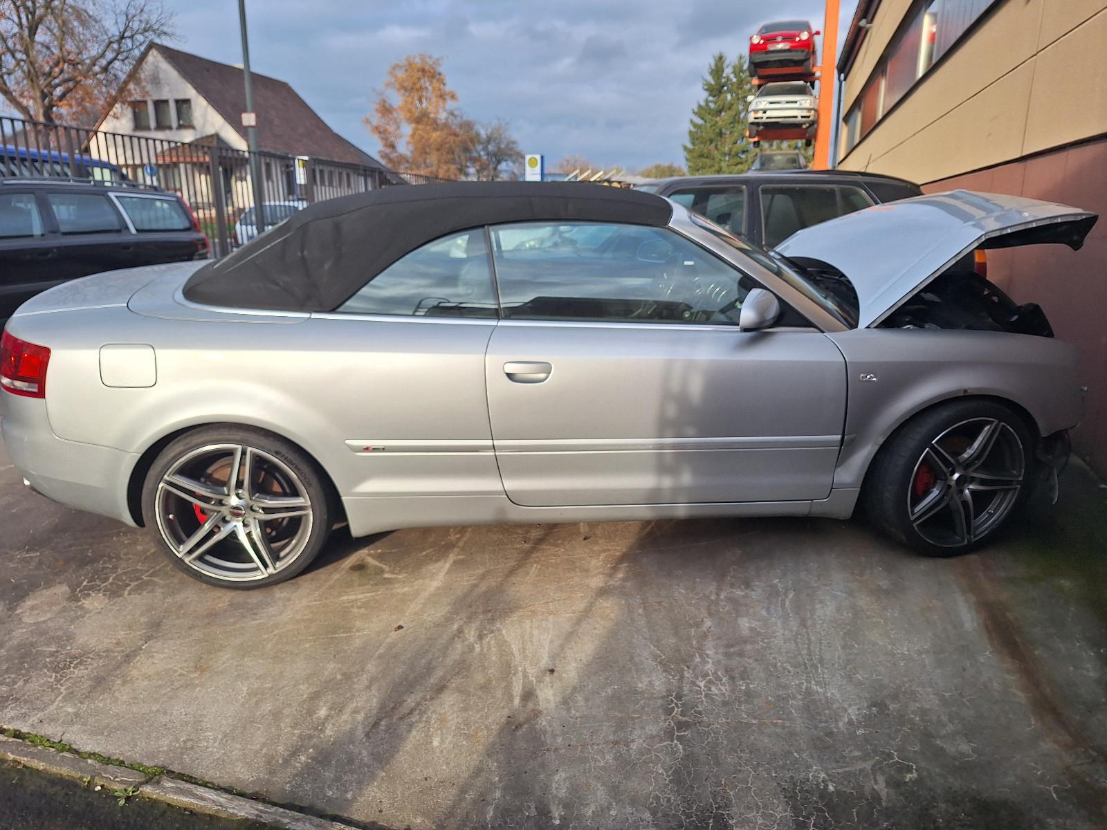 Audi A4 2.0 TFSI Cabriolet S-Line