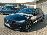 Volvo S60 Lim. B4 Plus Dark ACC 19"Frontscheibenhzg - Volvo S60: Plus Dark