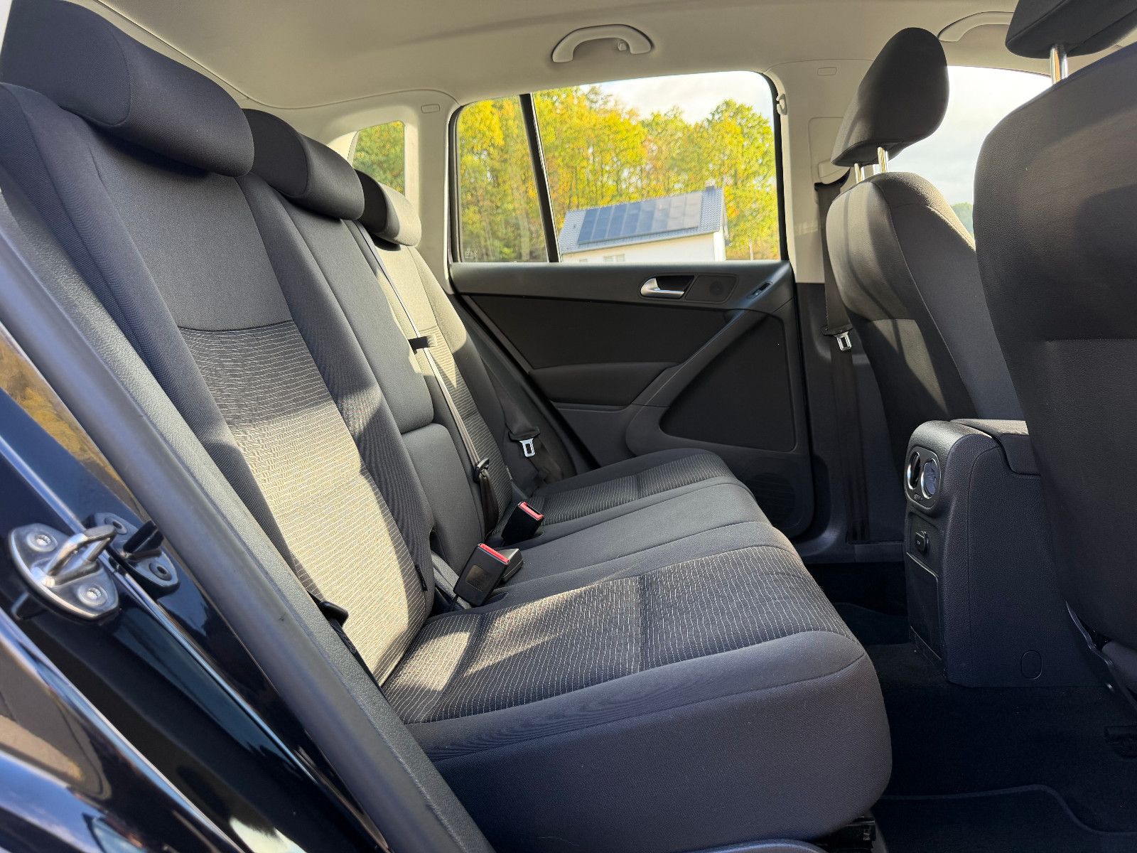 VW Tiguan 1.4TSI BlueMotion NAVI/PDC/TEMPO – Foto 12