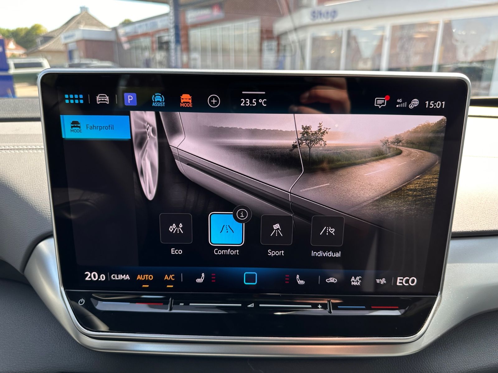 Fahrzeugabbildung Volkswagen ID.4 Pro 82 kWh APP/ACC/NAVI/SHZG/RFK