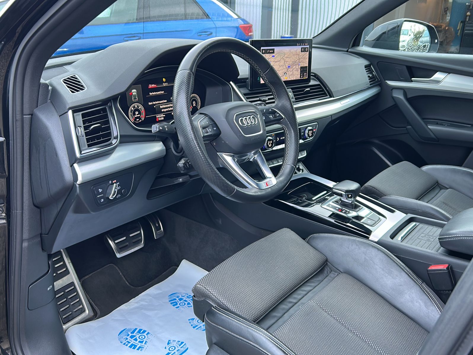 Fahrzeugabbildung Audi Q5 40 TDI quattro S-Line