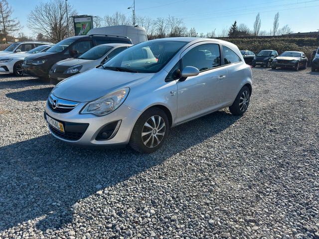 Opel Corsa D Satellite