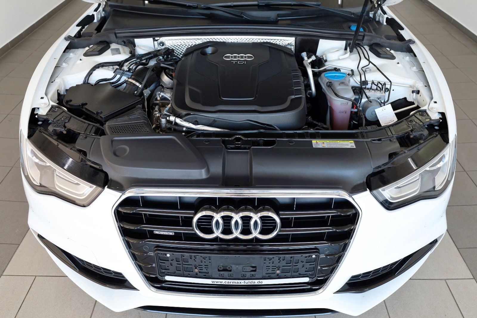 Fahrzeugabbildung Audi A5 SB 2.0 TDI quattro S Line T.Leder,Navi,Xenon