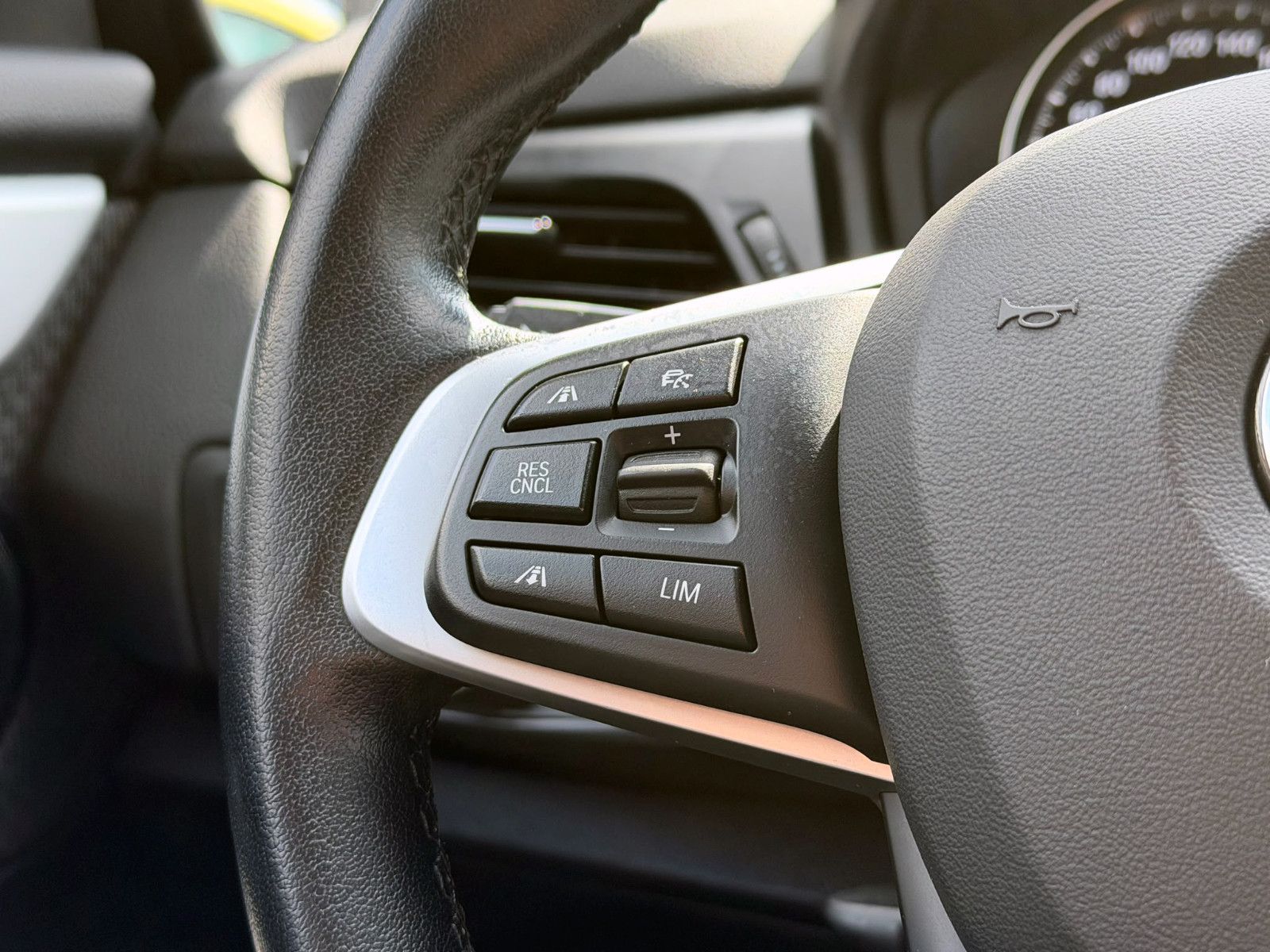 Fahrzeugabbildung BMW 220i Gran Tourer Steptr. Advantage ACC KAM AHK