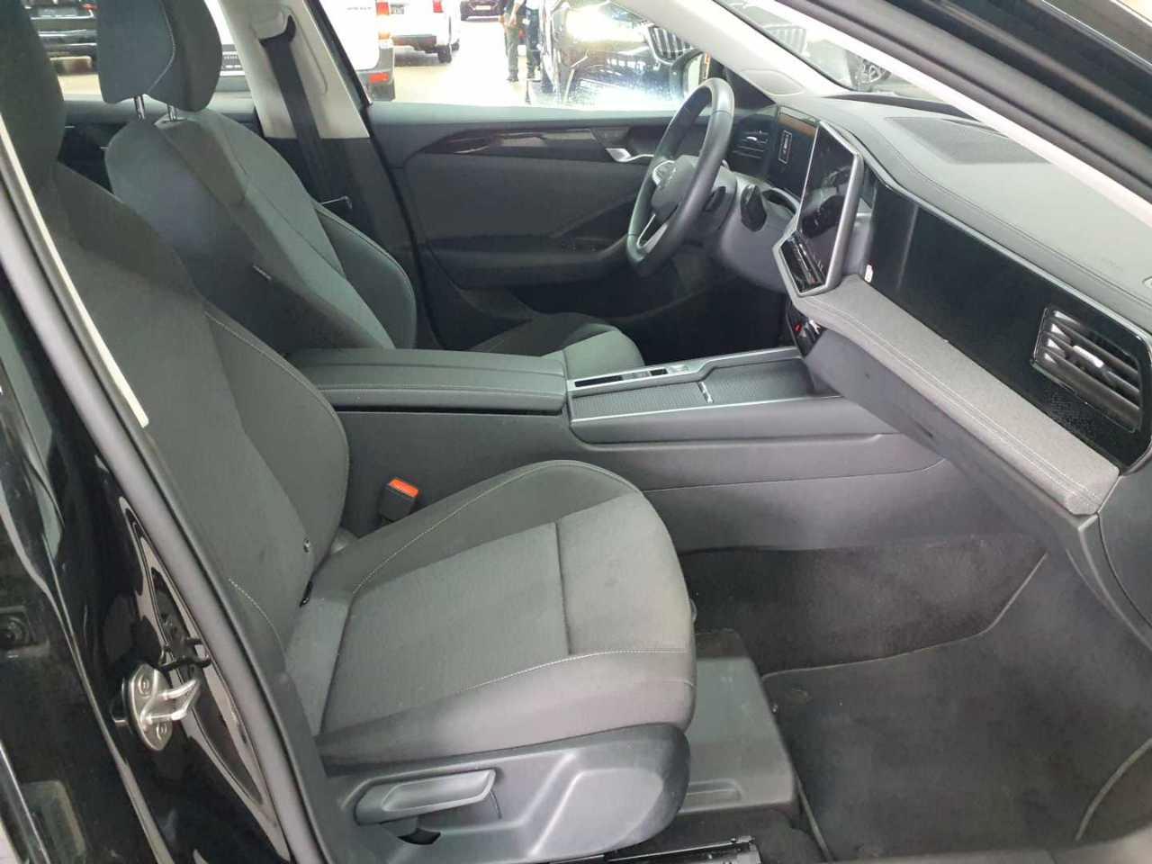 Volkswagen Passat 1.5 e-TSI OPF DSG KAM, миниатюра 7