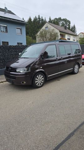 Volkswagen VW T5 Multivan - viele Neuteile - Motor 10...