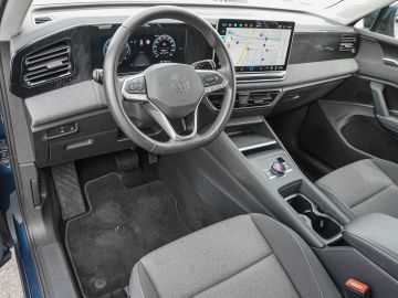 Volkswagen Tiguan - 9