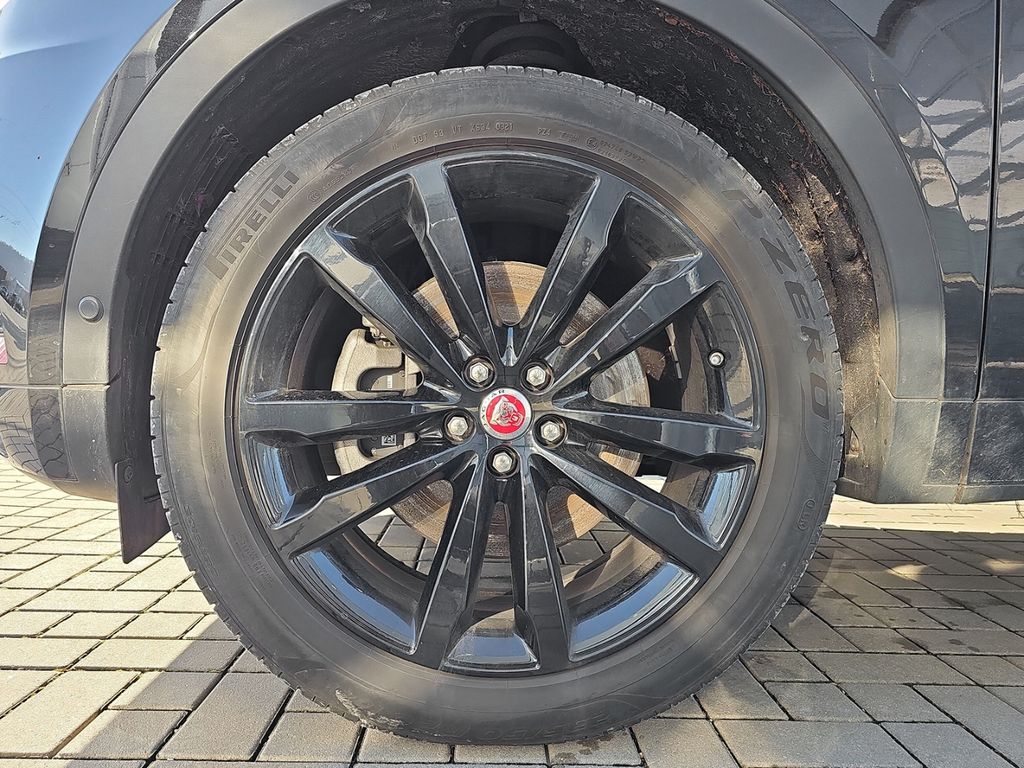 Jaguar E-Pace D165 R-Dynamic HSE