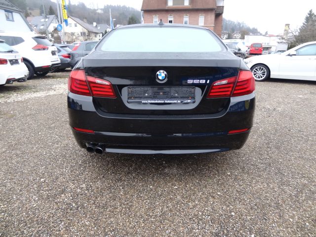 Fahrzeugabbildung BMW 528i/2.Hand/62.000km/Bi-Xenon/Garantie