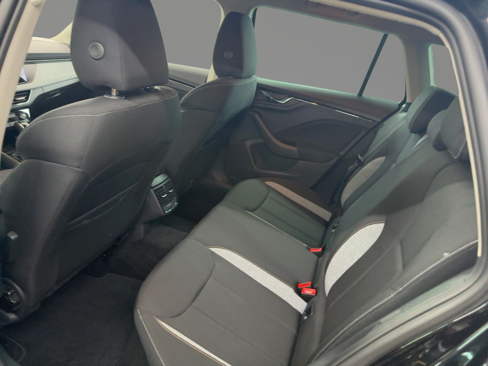 Skoda Kamiq - Bild 8