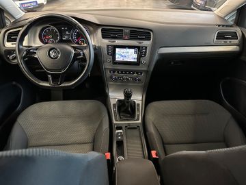 MYAUTOCENTER – Gebraucht- und Jahreswagen mit Werkstattservice in Pfaffenhofen Volkswagen Golf VII Lim. Comfortline BMT