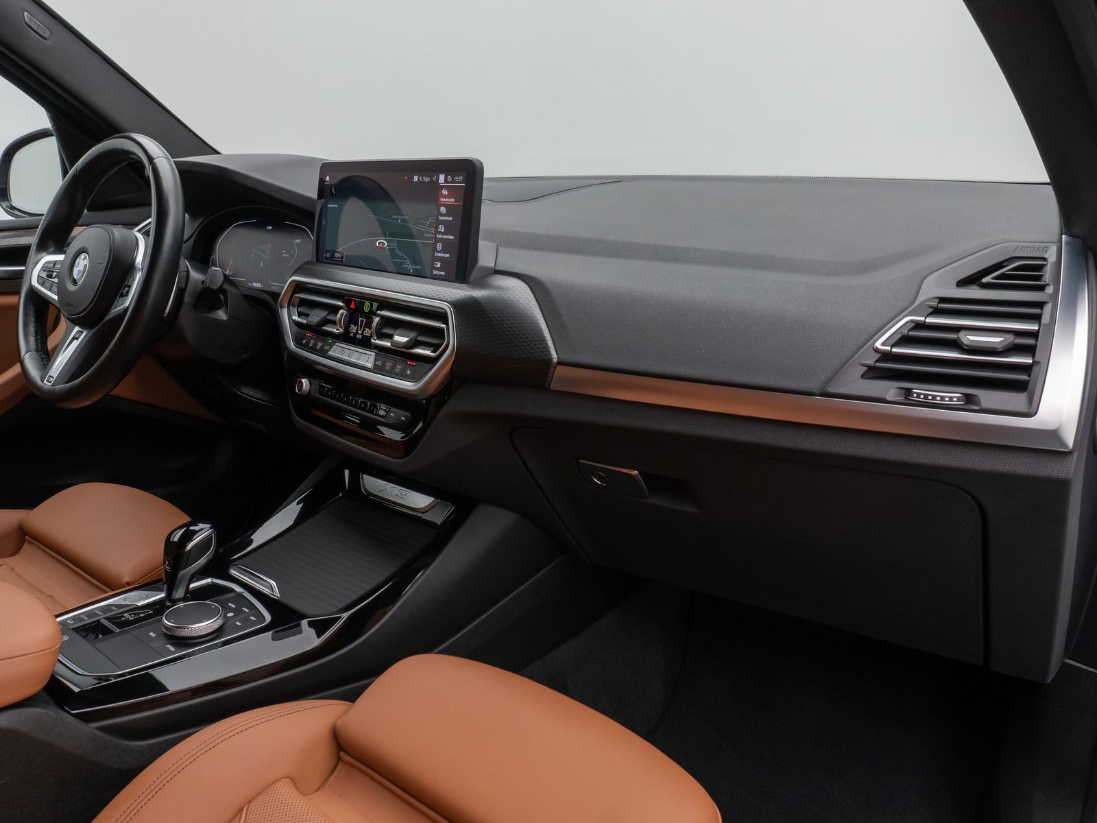 Fahrzeugabbildung BMW X3 xD20d M Sport Kamera DAB HiFi AHK Komfort 19"
