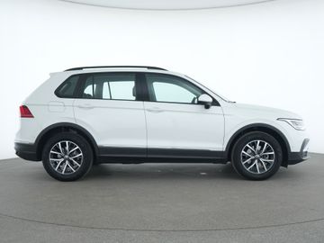 Volkswagen Tiguan - 5