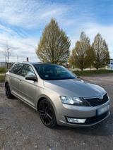 Skoda Rapid joy 2016 mit Panorama - Skoda Rapid in Wuppertal