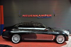 Fahrzeugabbildung BMW 750 i xDrive HuD Laser GSHD TV Sitzlüftung 360°