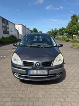 Renault Scenic - gebrauchte Renault Scenic aus dem Jahr 2008