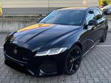Jaguar XF D200 R-DYNAMIC *PANO*HUD*360° Kamera*  - Jaguar XF: 20d
