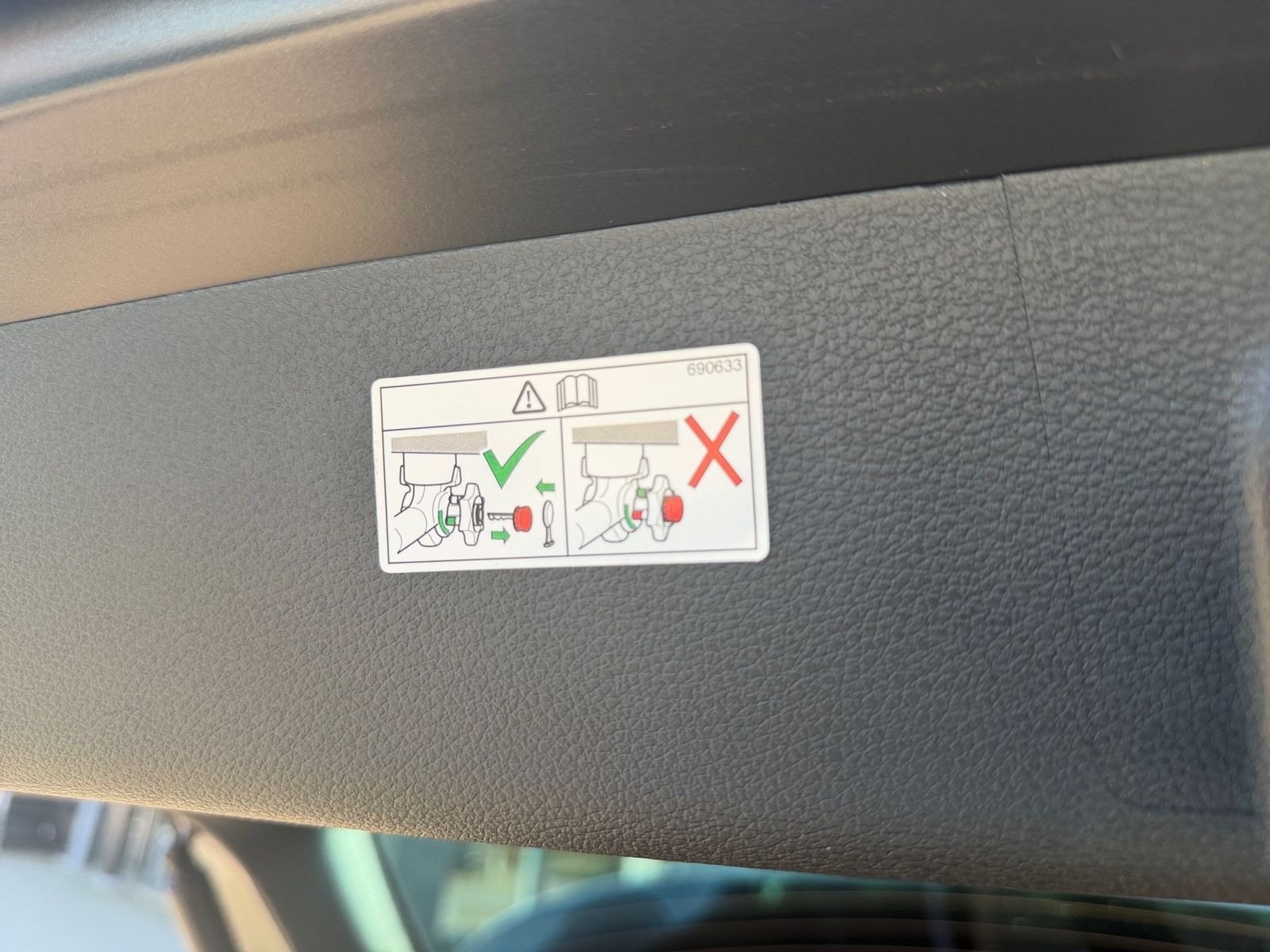 Fahrzeugabbildung Kia SPORTAGE 1.6D 48V 2WD DCT SPI DRIVE FAHRSCHULE