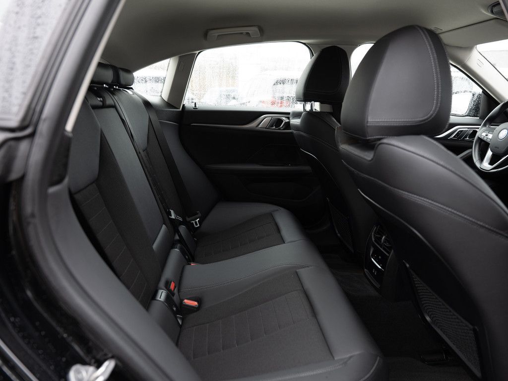 BMW i4 - Bild 12