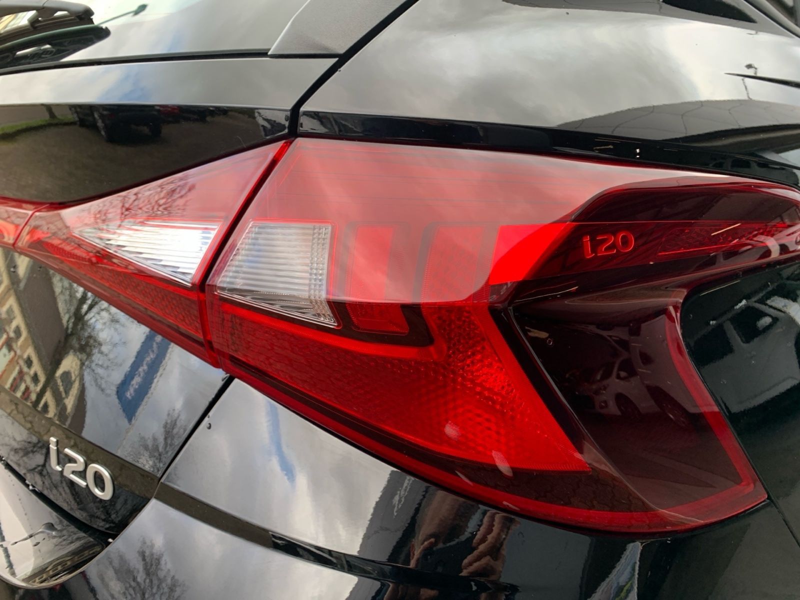 Fahrzeugabbildung Hyundai i20 1.2 Select Navi Kamera