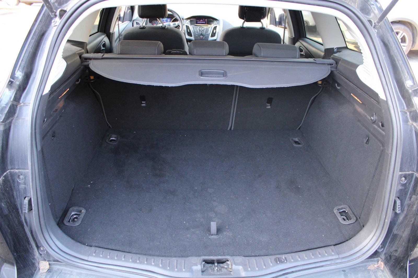 Ford Focus 2013 — photo 19