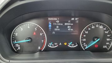 Fahrzeugabbildung Ford EcoSport Titanium
