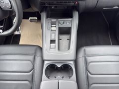 Fahrzeugabbildung Citroën C5 Aircross PT 130 EAT8 Shine Pack LEDER NAVI