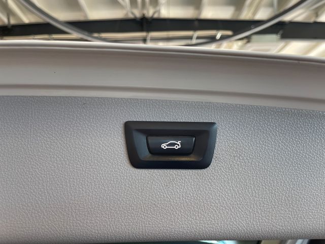 BMW 320 d Touring Sport Line *LED*NAVI*PDC*SZHZ*