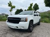 Chevrolet Suburban LT / 6.Sitzer /AHK / Flexfuel - Chevrolet Suburban: Geländewagen