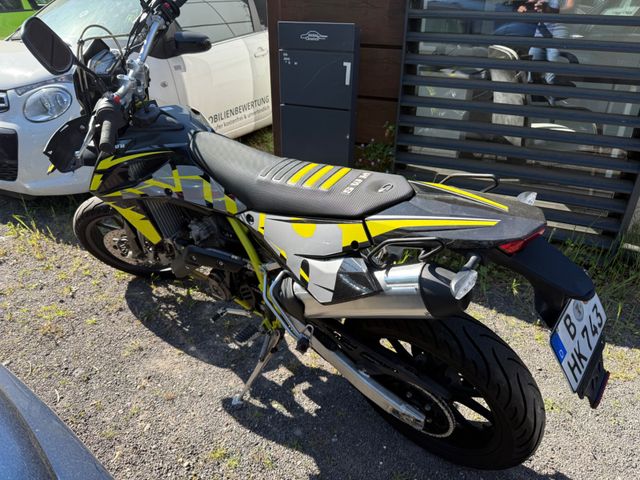 SWM SM 125R 1.BESITZ ERST 7.000KM TÜV NEU