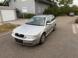 Skoda Octavia Combi - Skoda aus 2003