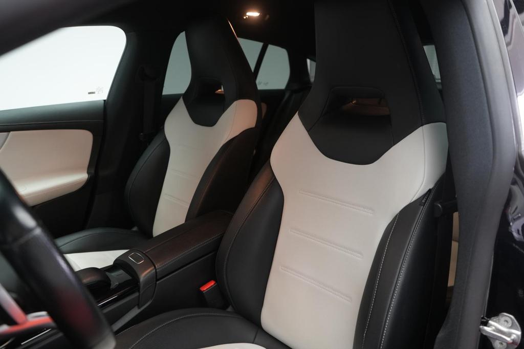 Mercedes-Benz CLA 220 Shooting Brake