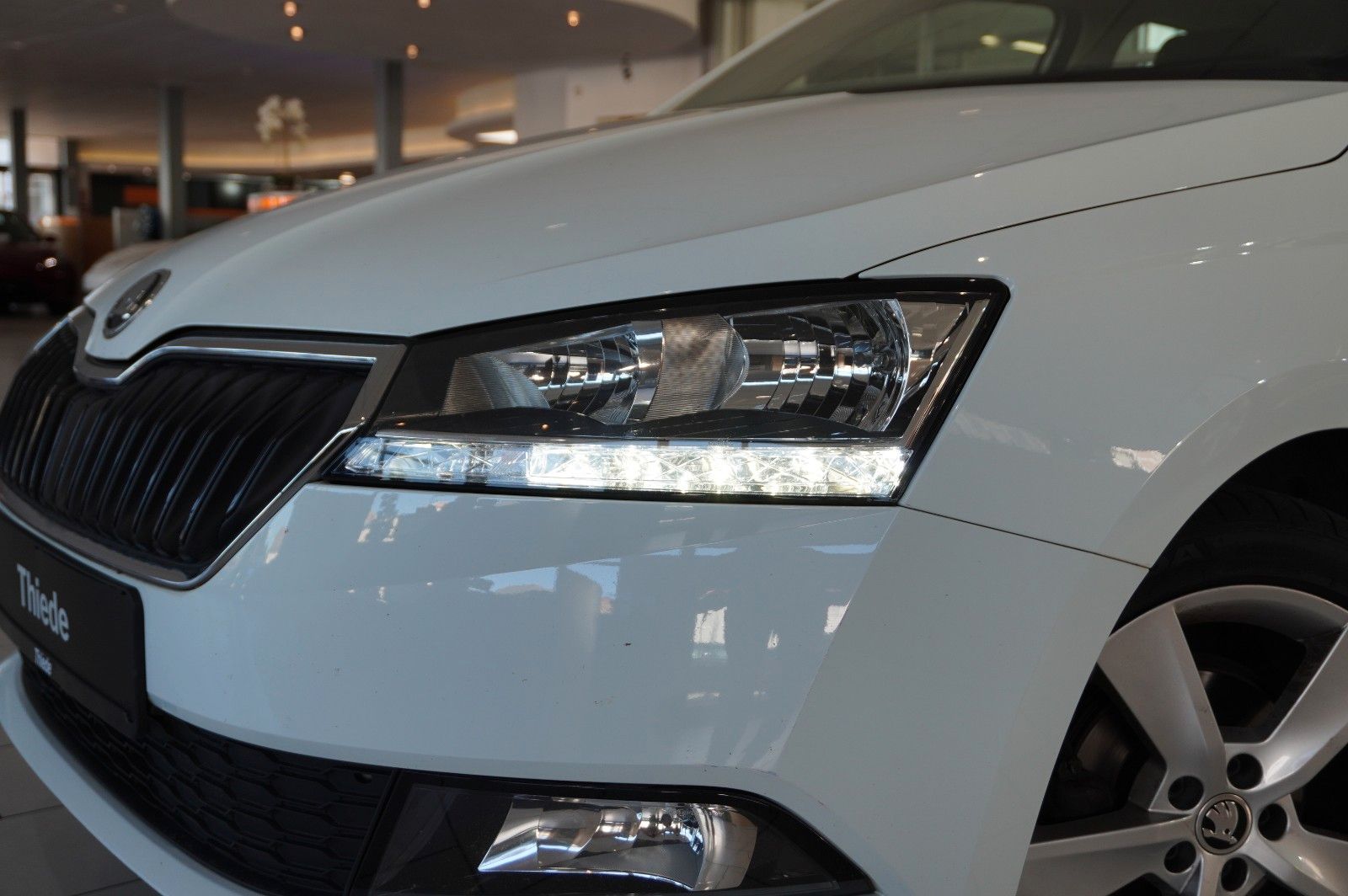 Fahrzeugabbildung SKODA Fabia 1.0 TSI COMBI COOL PLUS LED/SHZ/PDC/DAB+