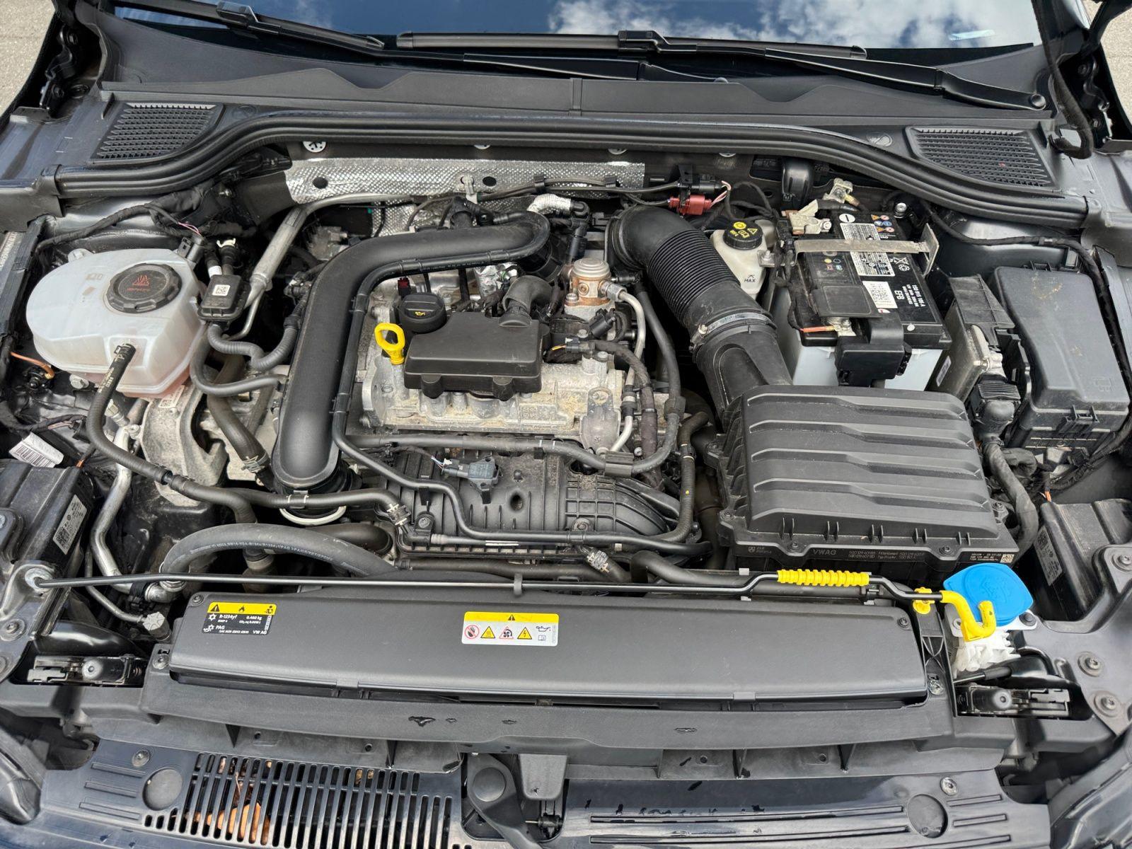 Volkswagen Golf VIII Life "United" 1,0TSI, LED, Navi, App C, миниатюра 16