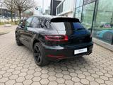 Porsche Macan Turbo*Zweite Hand*Unfallfrei*Scheckheft - : Zweite Hand