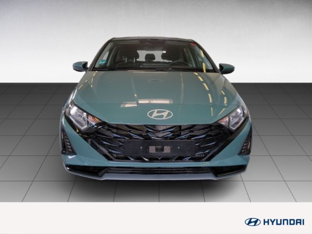 Fahrzeugabbildung Hyundai i20 FL (MY25) 1.0 T-GDI (100 PS) 7-DCT 2WD Trend