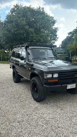 Toyota Land Cruiser hj61 4p 4.0 td S.W.G