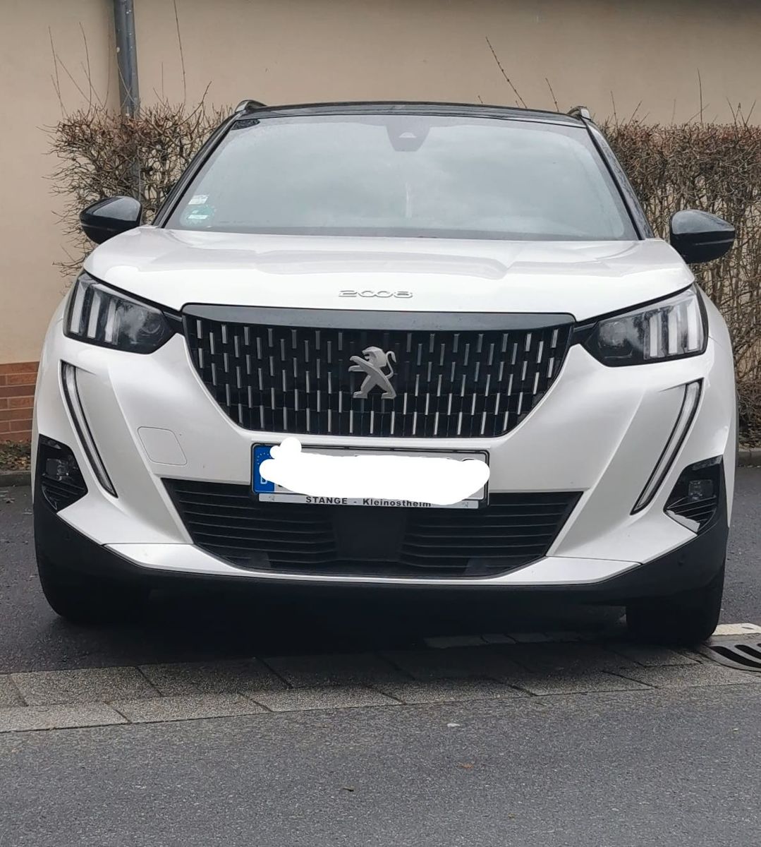 PEUGEOT 2008