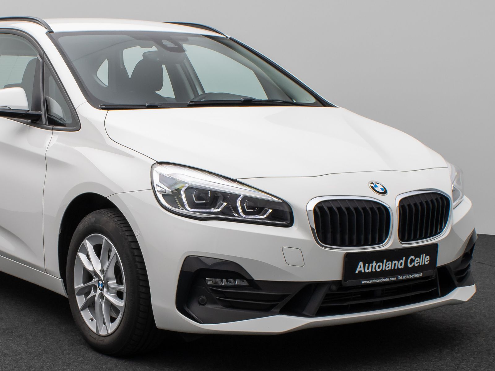 Fahrzeugabbildung BMW 218d Kamera Navi HiFi AHK LED Geschwindigkeitsre