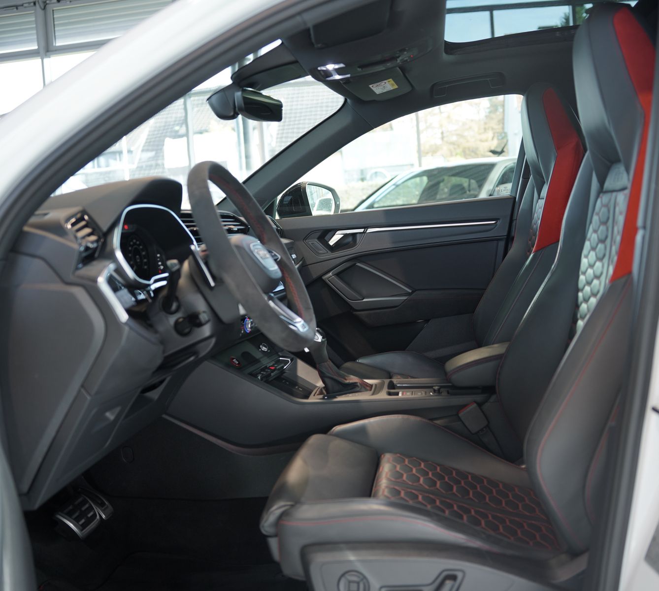 Audi Rsq3