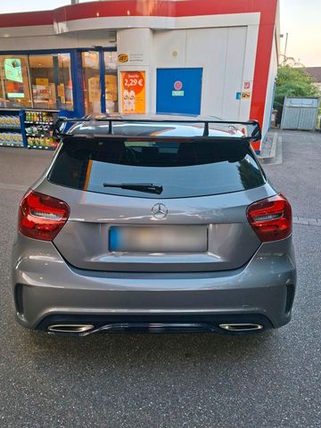 MERCEDES-BENZ A 180 AMG Line Original,A 45, top Ausstatt...