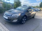 Opel Astra Turbo (Schaltwagen) - Opel Astra aus 2010: Turbo
