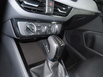 Fotografie 15 des Skoda Kamiq Selection 1.0 DSG AHK Klima