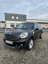 MINI Cooper D Countryman Cooper D ALL4 AT Cooper - MINI Cooper D Countryman mit Panoramadach