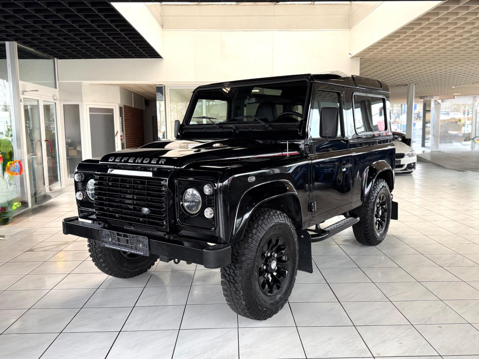 Land Rover Defender 90 Black Edition, Top Zustand, Klima