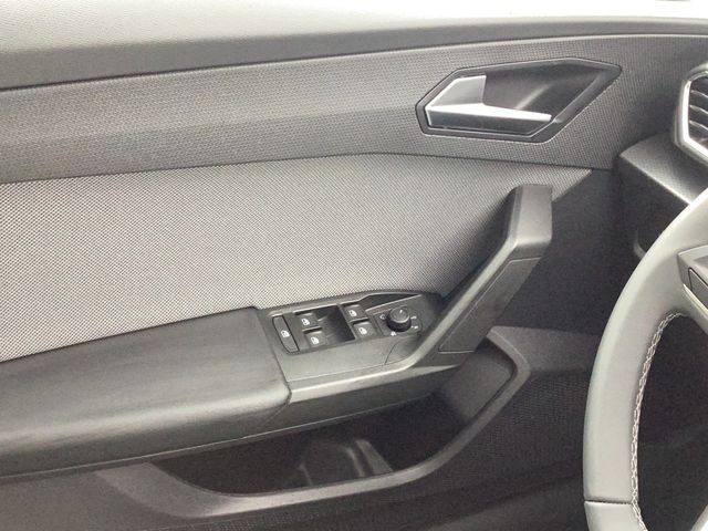 Leon Sportstourer 2.0TDI DSG Style ALUFELGEN LED
