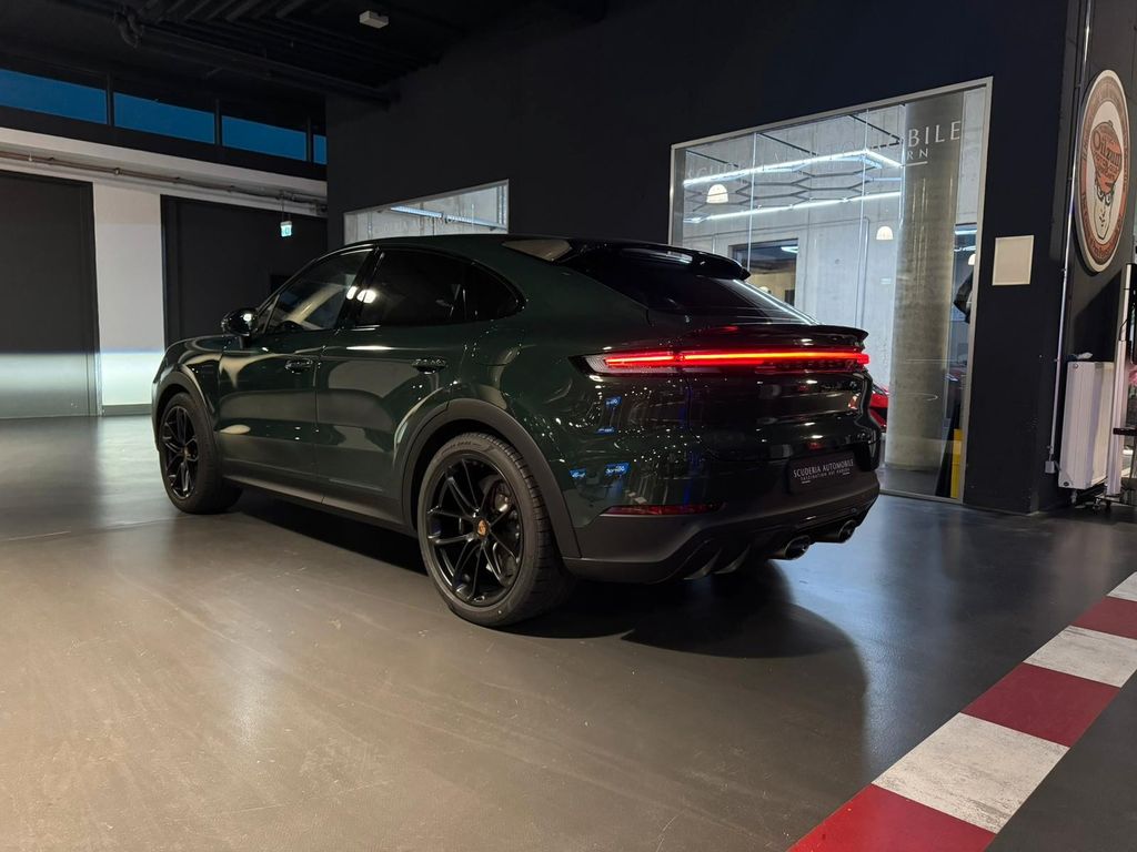 Porsche Cayenne Turbo E-Hybrid mit GT-Paket - free order