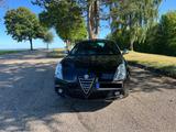 Alfa Romeo Giulietta 1.4 TB 16V Impression Impression - Alfa Romeo Giulietta: Privatanbieter