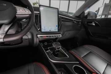 Bild 15 DFSK Andere Forthing 3 Automatic, Pano, Freisprech, USB